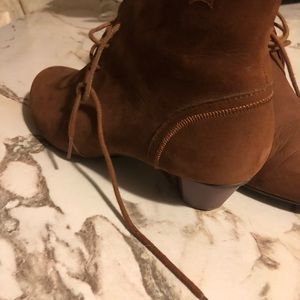 Pair of camper ankle brown boots,genuine leather.